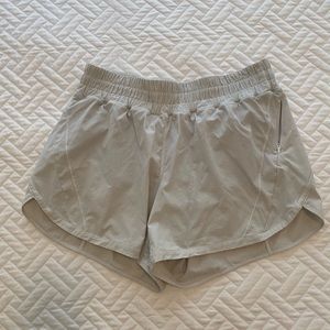 Lululemon track that mid rise short 5”